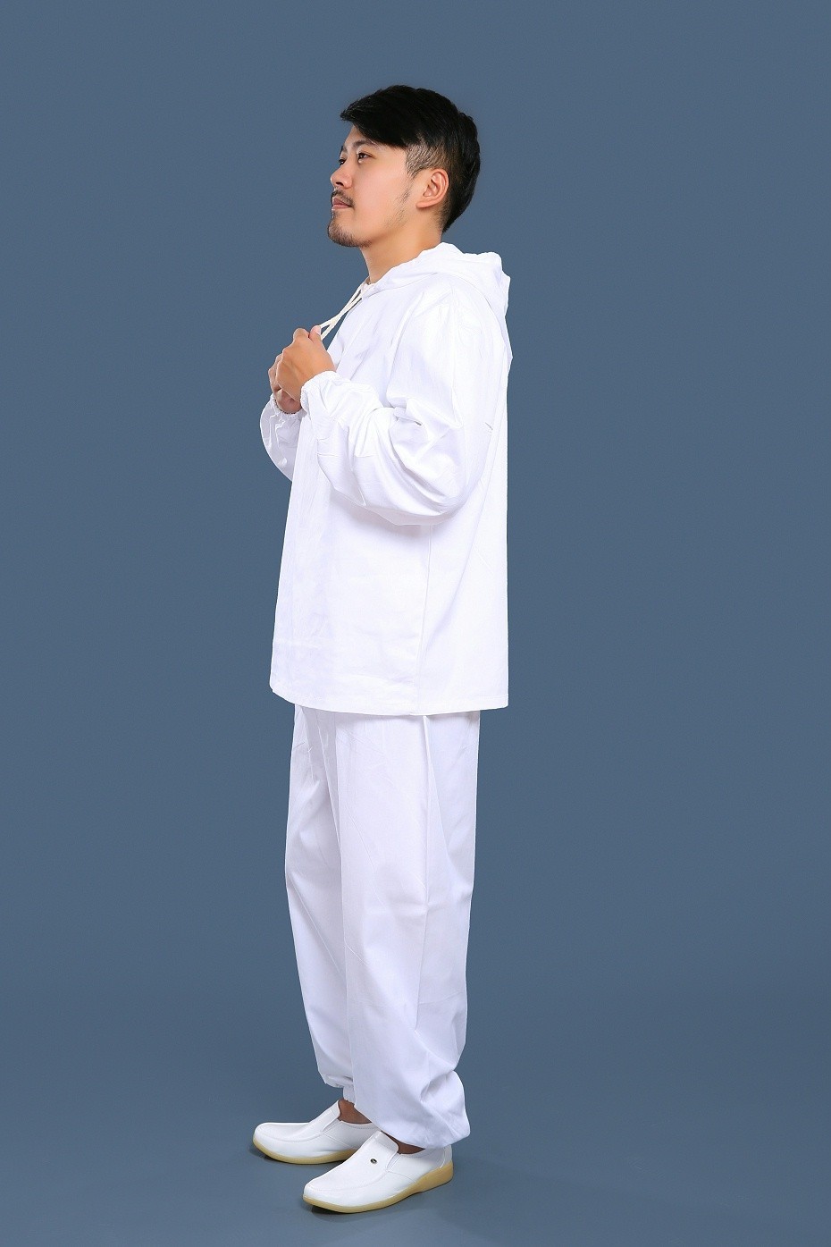 分體式防護(hù)服側(cè)面