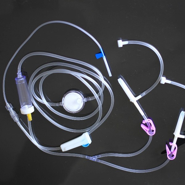 廬樂精密藥液過濾輸液器